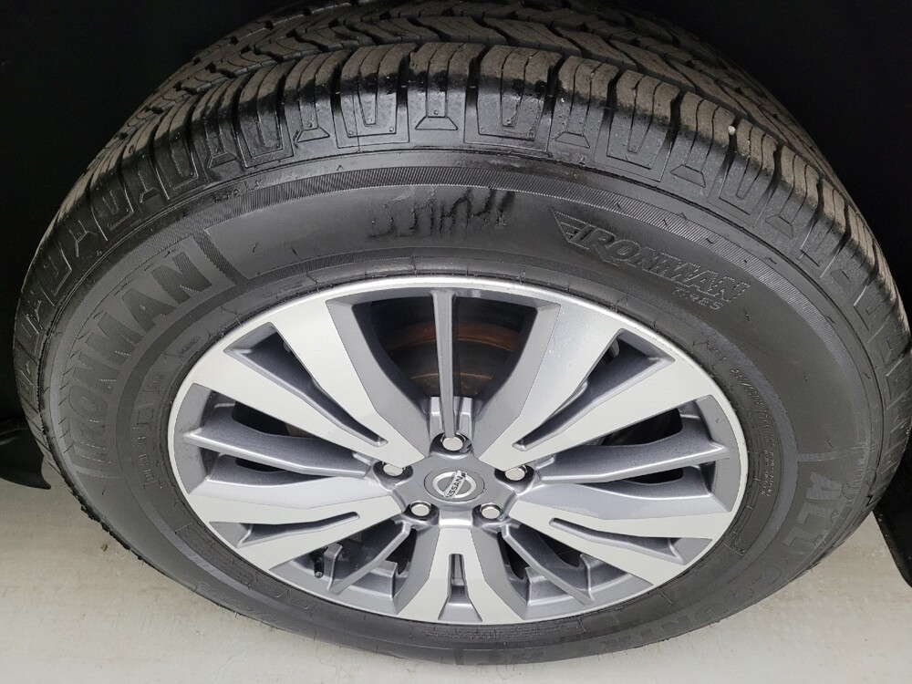 2020 Nissan Pathfinder in Indianapolis, IN 46222 - 18134741 31