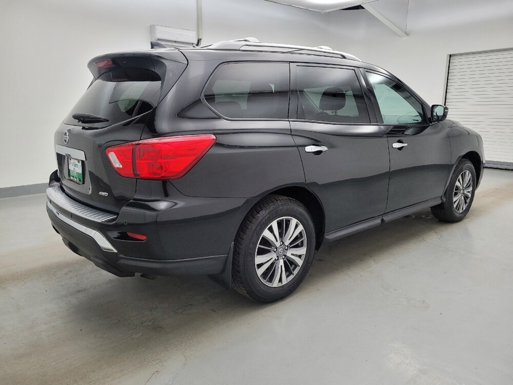 2020 Nissan Pathfinder in Indianapolis, IN 46222 - 18134741 10