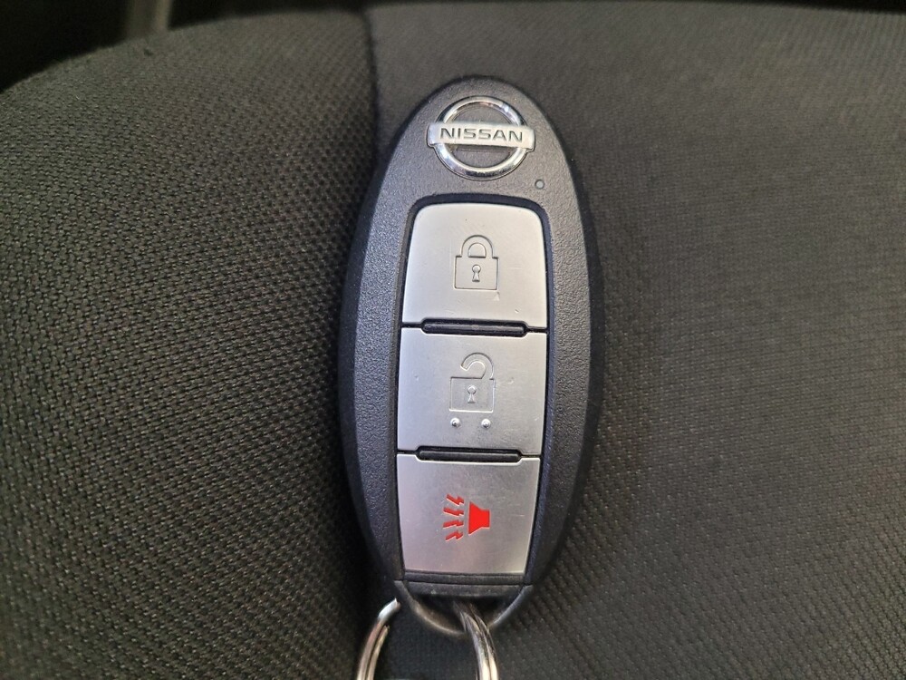 2020 Nissan Pathfinder in Indianapolis, IN 46222 - 18134741 32