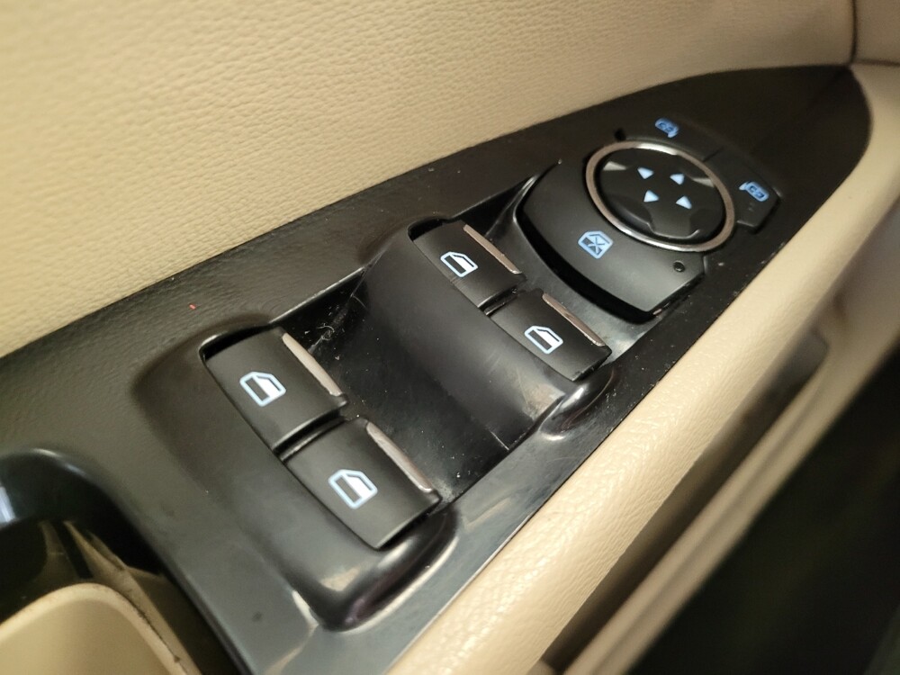 2016 Ford Fusion in Indianapolis, IN 46222 - 18134742 27