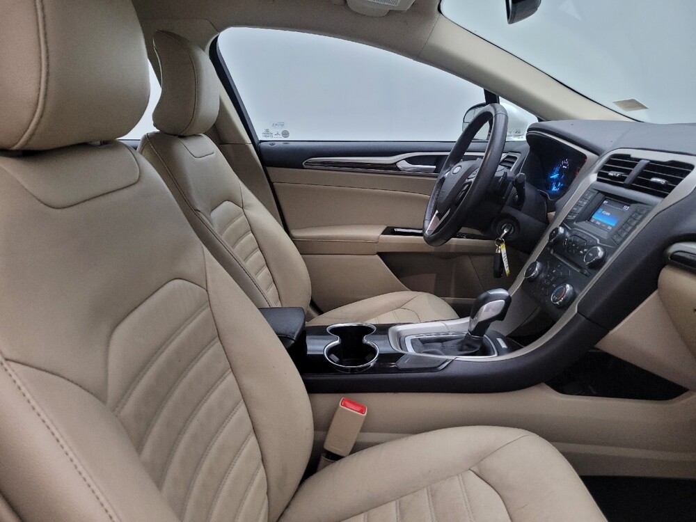 2016 Ford Fusion in Indianapolis, IN 46222 - 18134742 21