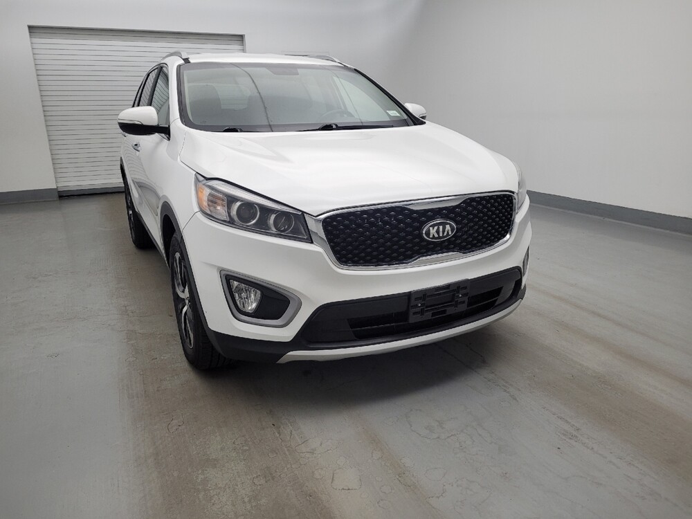 2016 Kia Sorento in Indianapolis, IN 46222 - 18134743 14