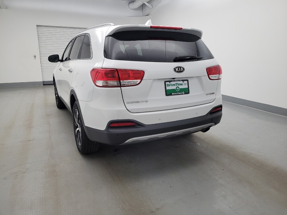 2016 Kia Sorento in Indianapolis, IN 46222 - 18134743 6