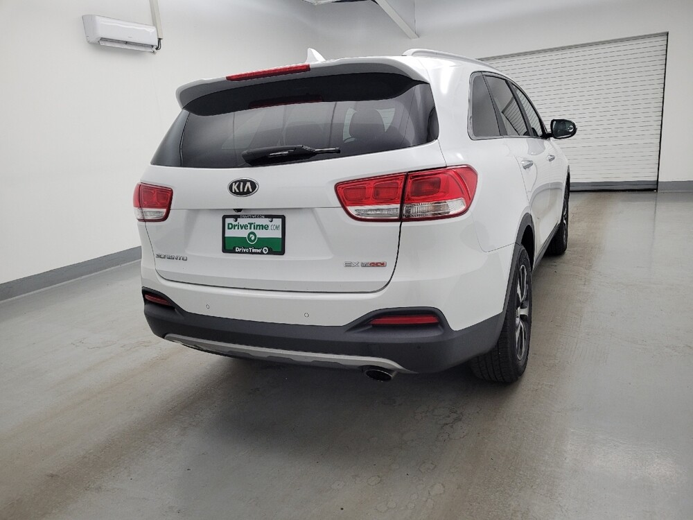2016 Kia Sorento in Indianapolis, IN 46222 - 18134743 7
