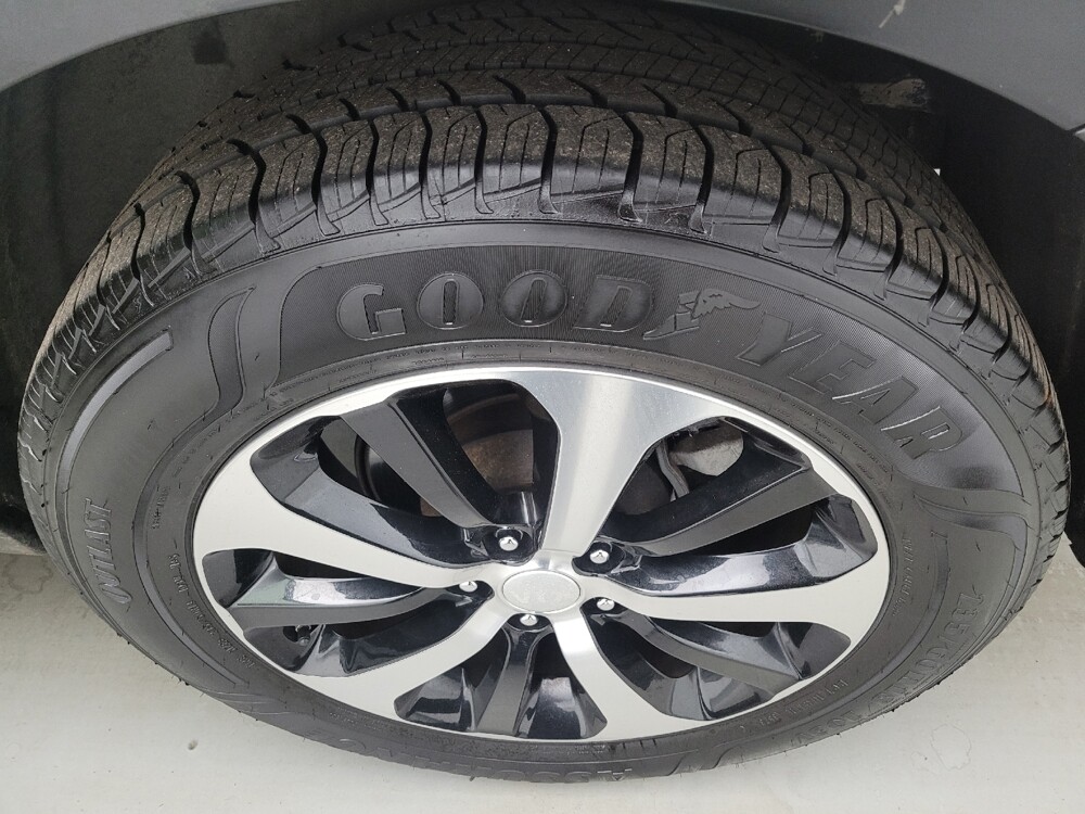 2016 Kia Sorento in Indianapolis, IN 46222 - 18134743 31