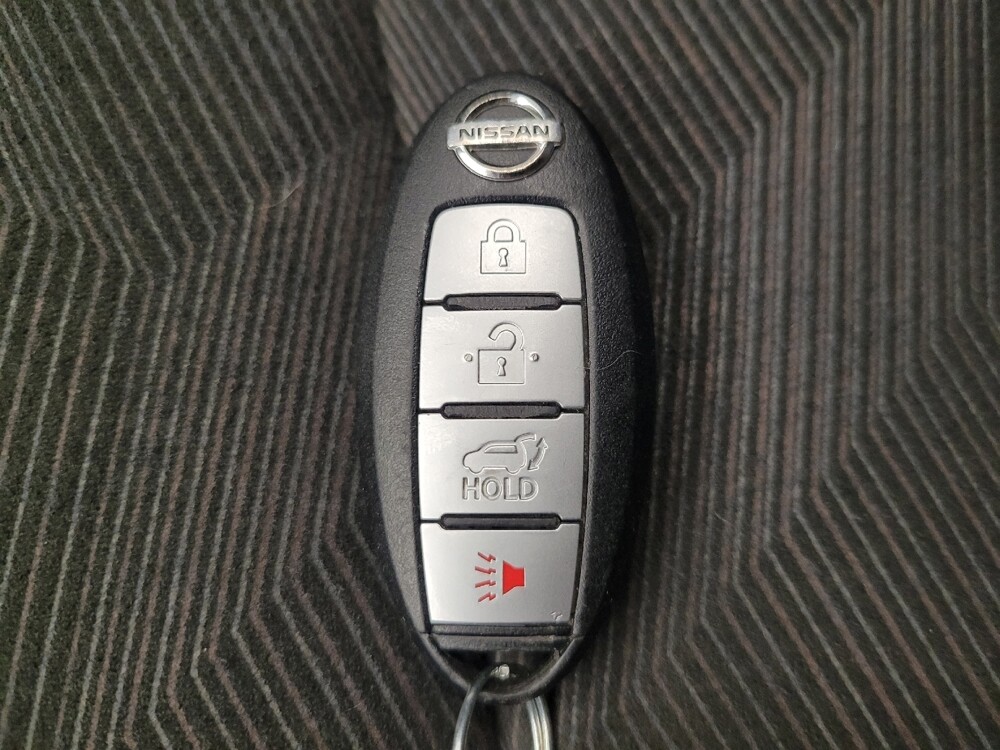 2016 Nissan Rogue in Indianapolis, IN 46222 - 18134744 32