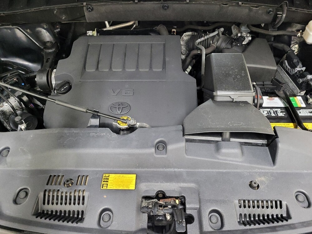 2014 Toyota Highlander in Langhorne, PA 19047 - 18134760 30