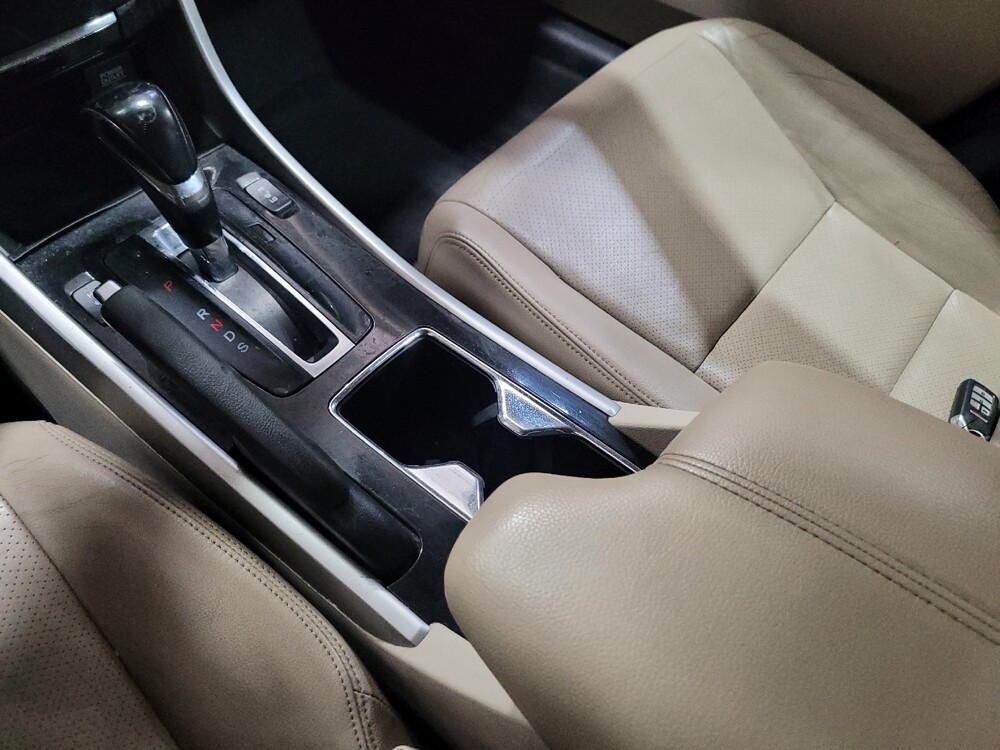 2016 Honda Accord in Chesapeake, VA 23320 - 18134765 26