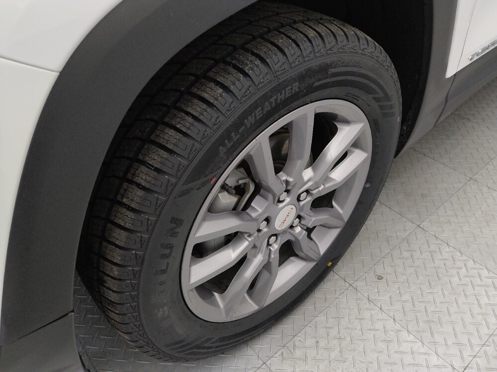 2024 GMC Terrain in Gladstone, MO 64118 - 18134772 31