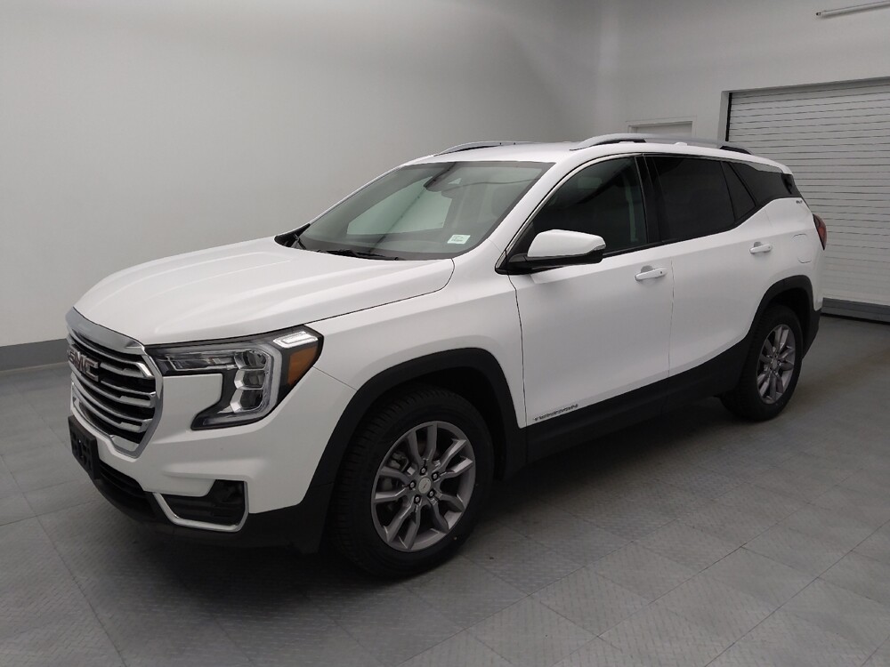 2024 GMC Terrain in Gladstone, MO 64118 - 18134772 2