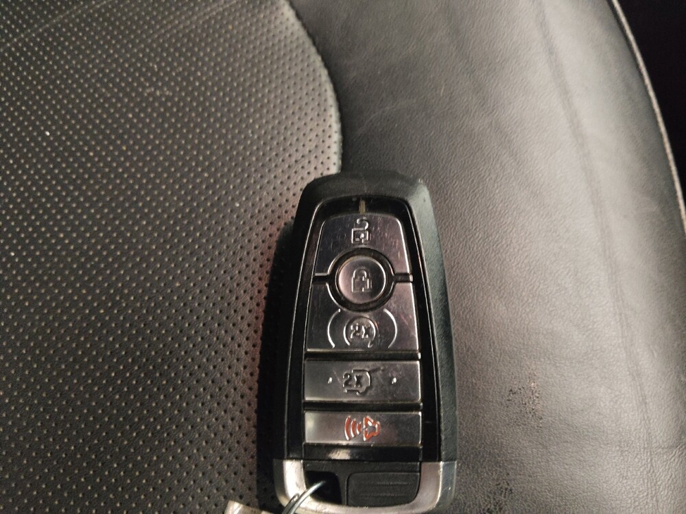 2019 Ford Explorer in Lombard, IL 60148 - 18134776 32