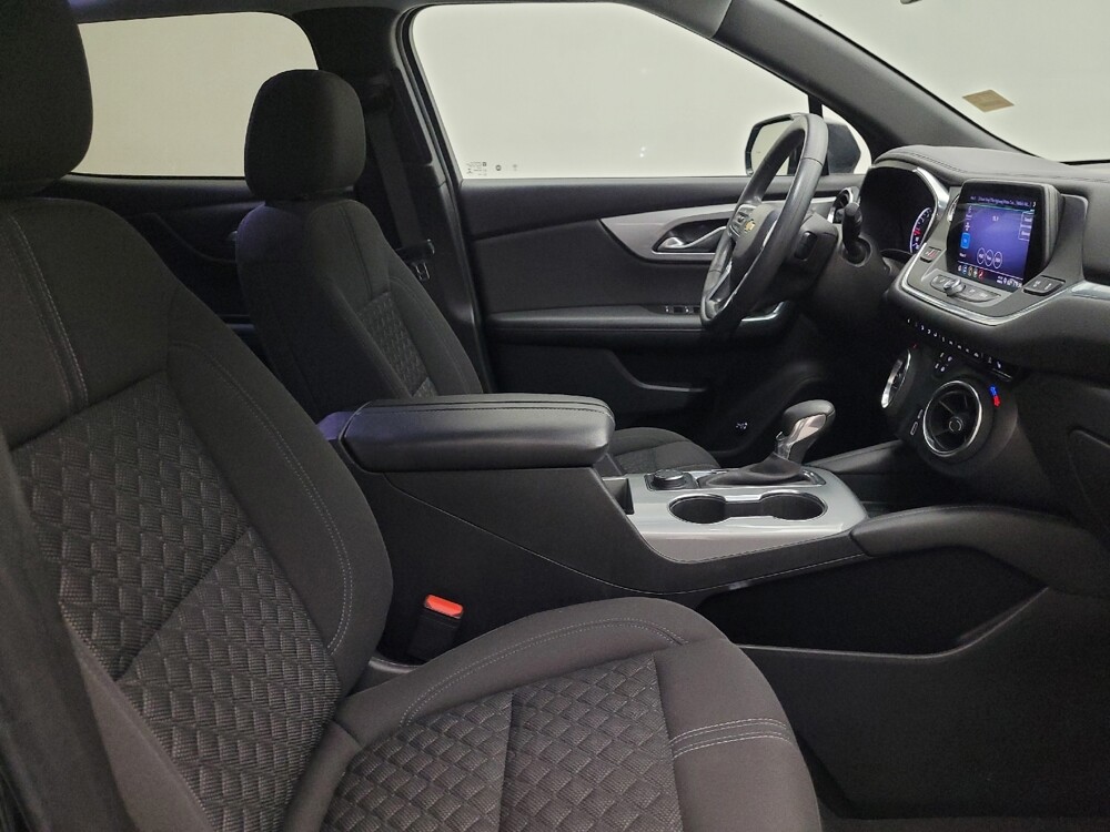 2022 Chevrolet Blazer in Des Moines, IA 50310 - 18134777 21