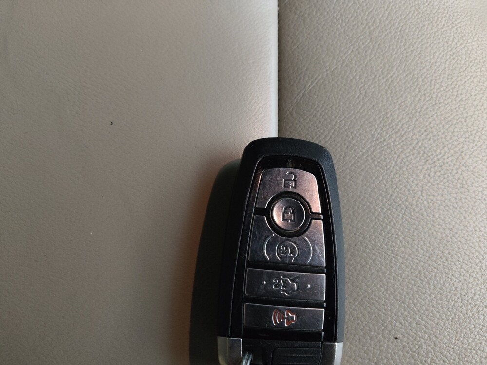 2018 Ford Explorer in Des Moines, IA 50310 - 18134778 32