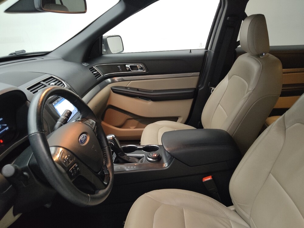 2018 Ford Explorer in Des Moines, IA 50310 - 18134778 17