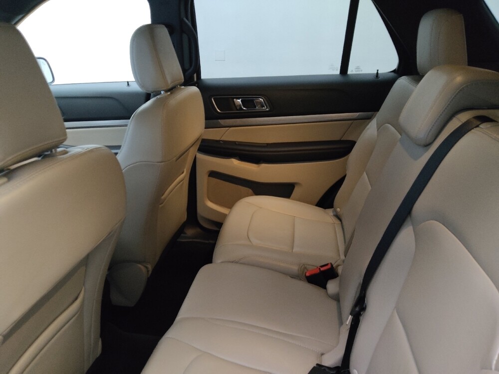 2018 Ford Explorer in Des Moines, IA 50310 - 18134778 18
