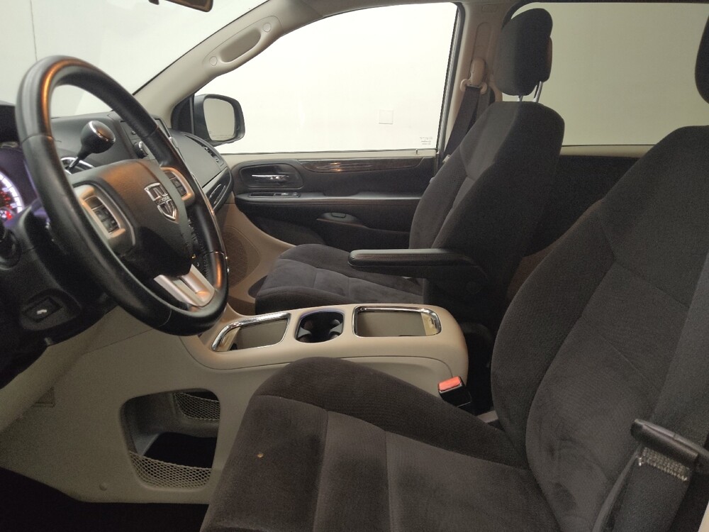 2014 Dodge Grand Caravan in Des Moines, IA 50310 - 18134784 17