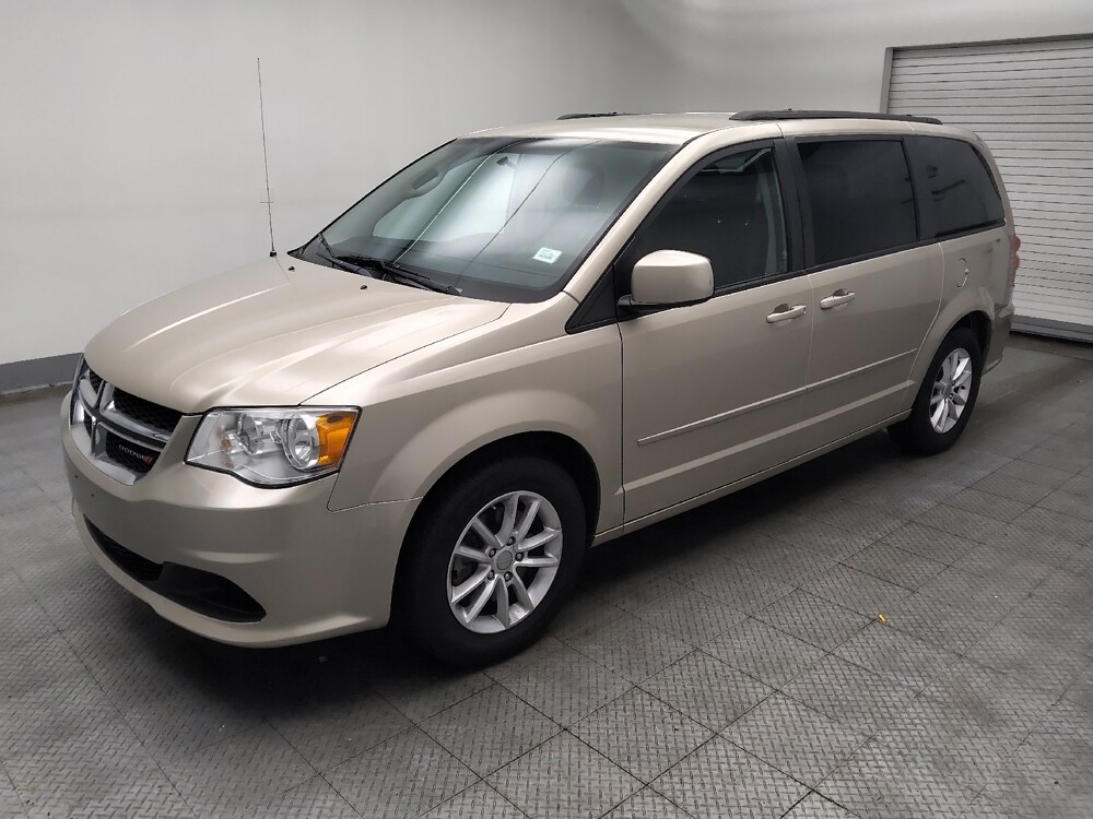 2014 Dodge Grand Caravan in Des Moines, IA 50310 - 18134784 2