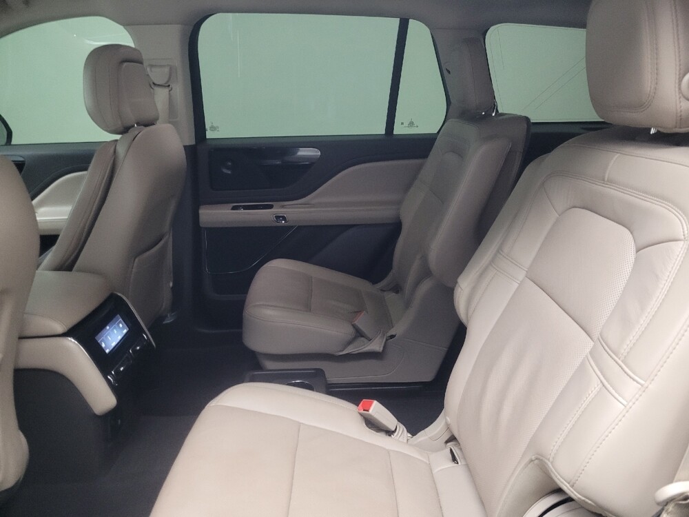 2020 Lincoln Aviator in Indianapolis, IN 46222 - 18134794 18