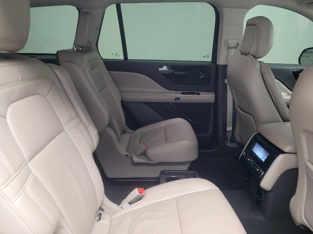 2020 Lincoln Aviator in Indianapolis, IN 46222 - 18134794 19