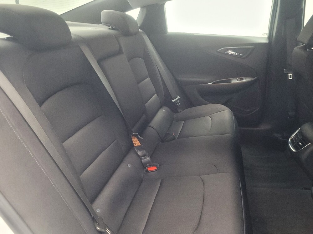 2024 Chevrolet Malibu in Indianapolis, IN 46222 - 18134795 19