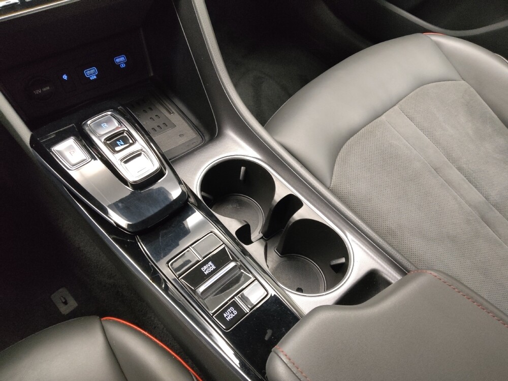 2020 Hyundai Sonata in Indianapolis, IN 46219 - 18134802 26