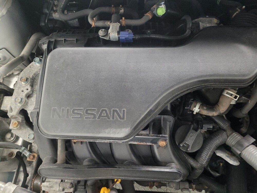 2017 Nissan Rogue Sport in Ft Wayne, IN 46805 - 18134803 30