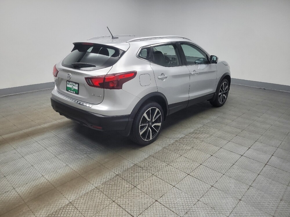 2017 Nissan Rogue Sport in Ft Wayne, IN 46805 - 18134803 10