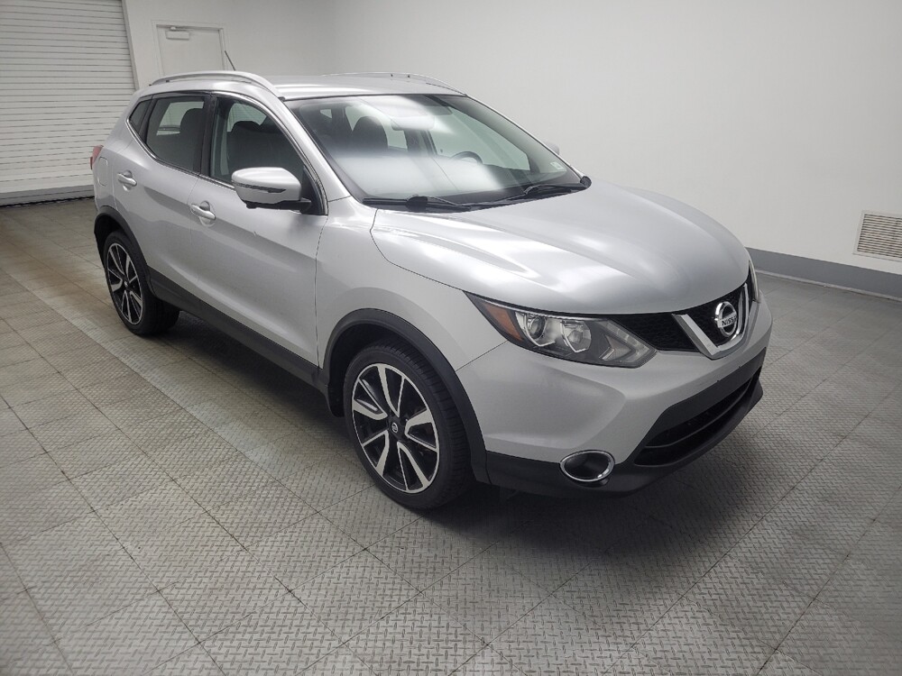 2017 Nissan Rogue Sport in Ft Wayne, IN 46805 - 18134803 11