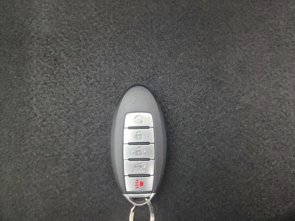 2017 Nissan Rogue Sport in Ft Wayne, IN 46805 - 18134803 32