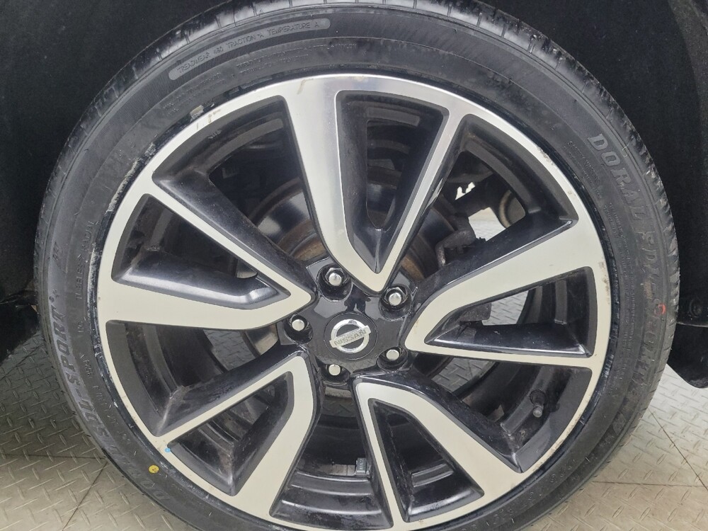 2017 Nissan Rogue Sport in Ft Wayne, IN 46805 - 18134803 31