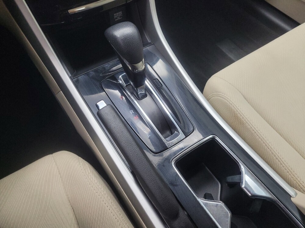 2017 Honda Accord in Indianapolis, IN 46219 - 18134804 26