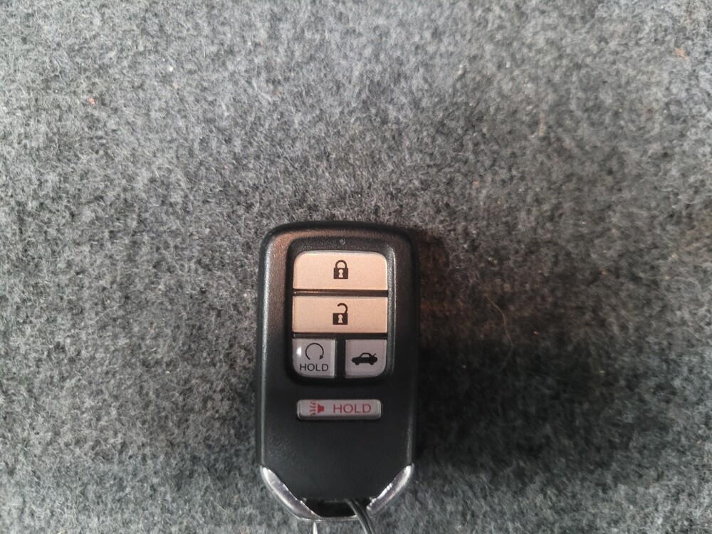 2017 Honda Accord in Indianapolis, IN 46219 - 18134804 32