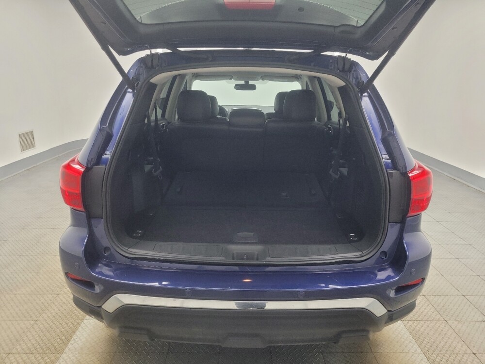 2018 Nissan Pathfinder in Indianapolis, IN 46219 - 18134806 29