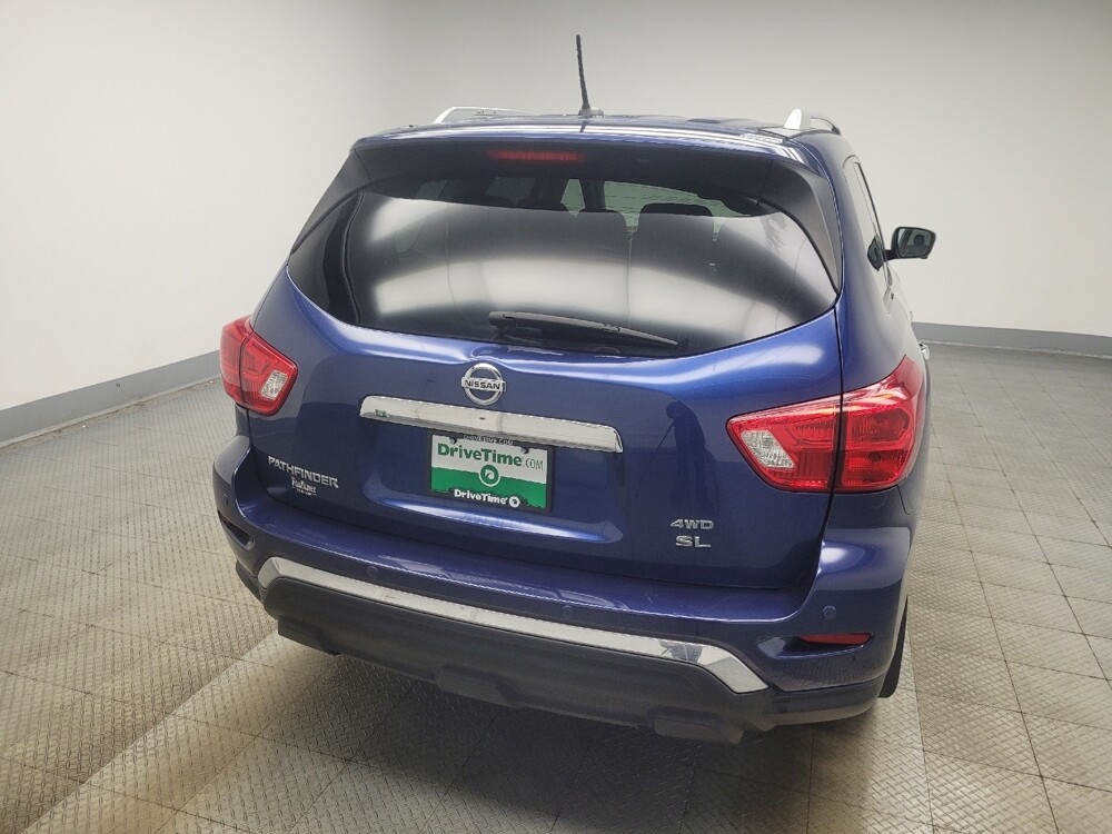 2018 Nissan Pathfinder in Indianapolis, IN 46219 - 18134806 7
