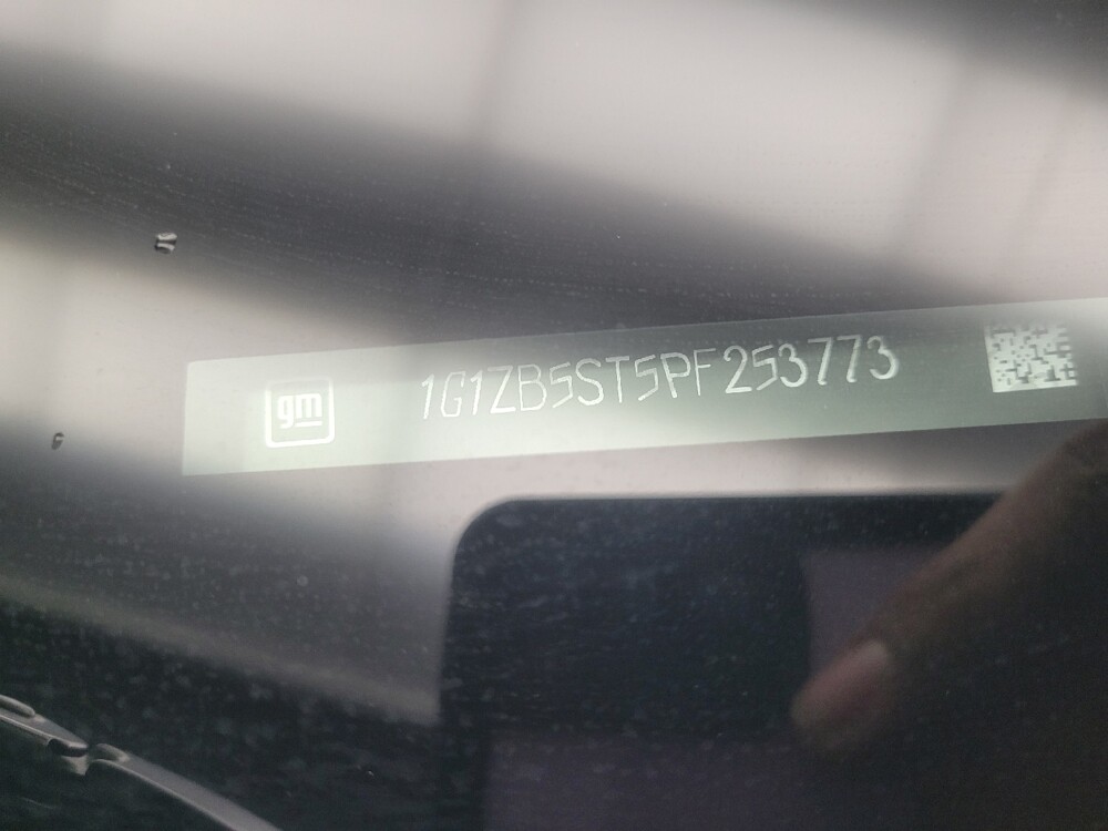 2023 Chevrolet Malibu in Indianapolis, IN 46222 - 18134807 33