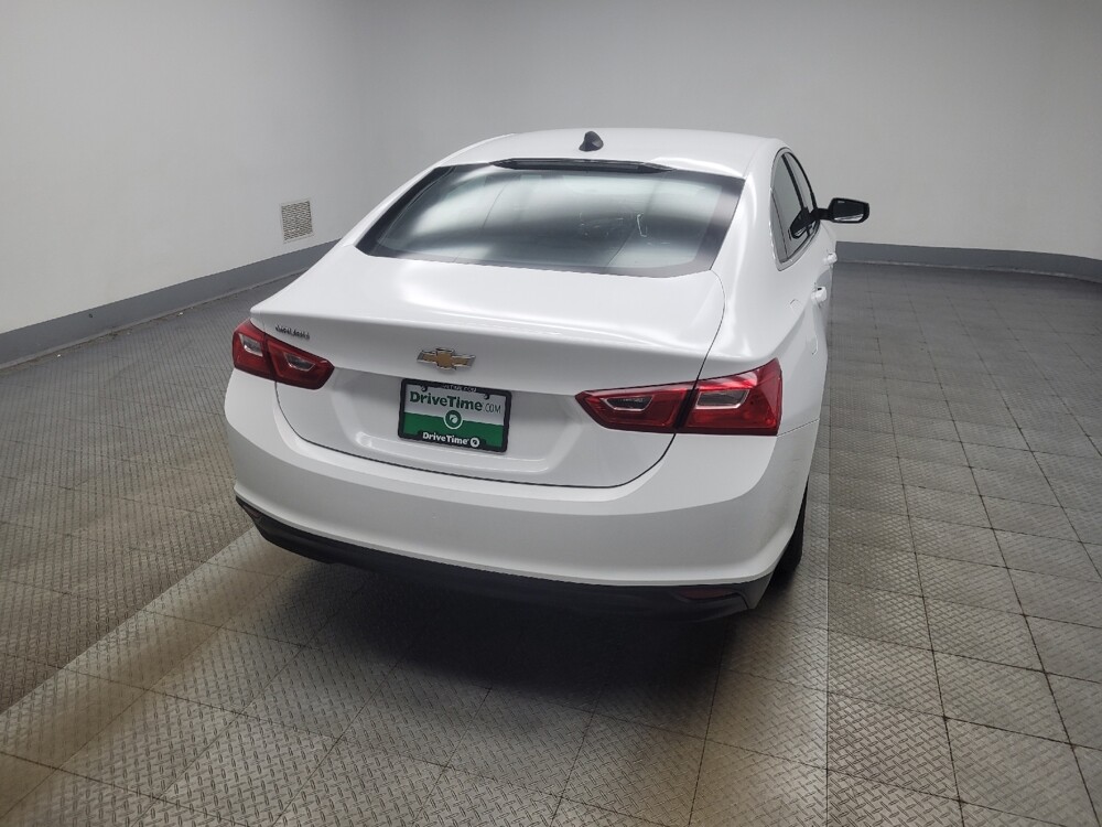 2023 Chevrolet Malibu in Indianapolis, IN 46222 - 18134807 7