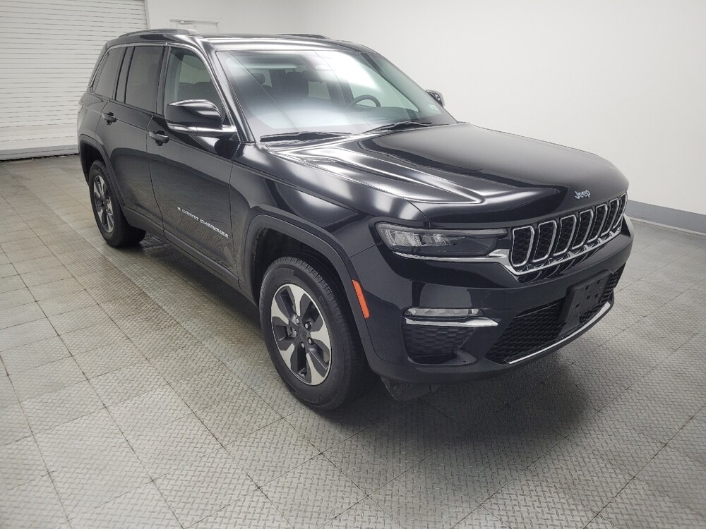 2023 Jeep Grand Cherokee in Indianapolis, IN 46222 - 18134808 11