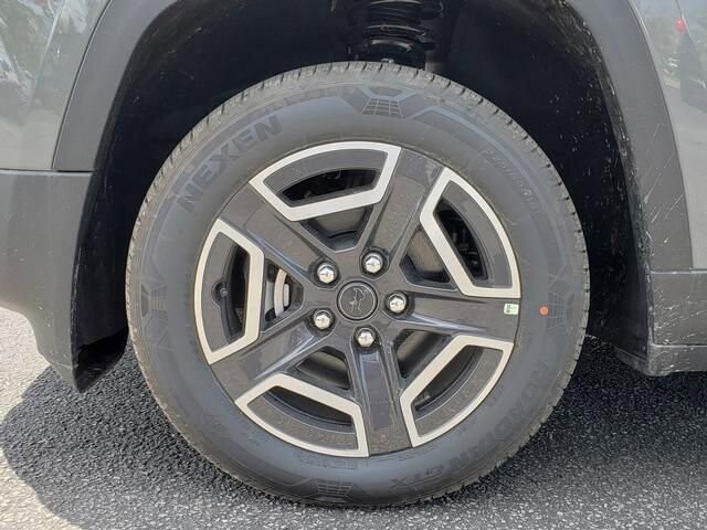 2026 Jeep Cherokee in Bedford, OH 44146 - 18134813 12