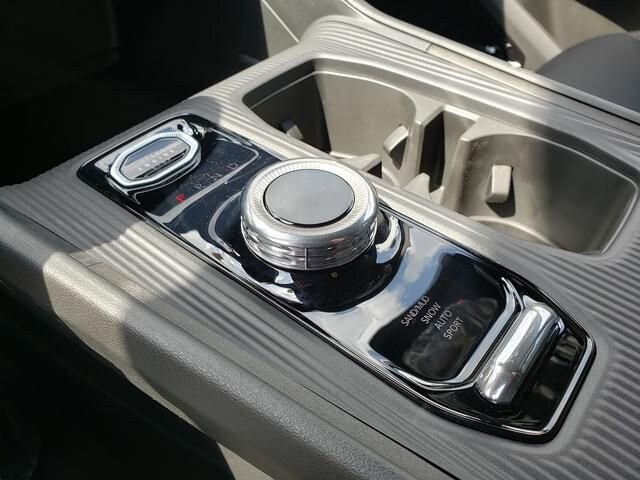 2026 Jeep Cherokee in Bedford, OH 44146 - 18134813 11