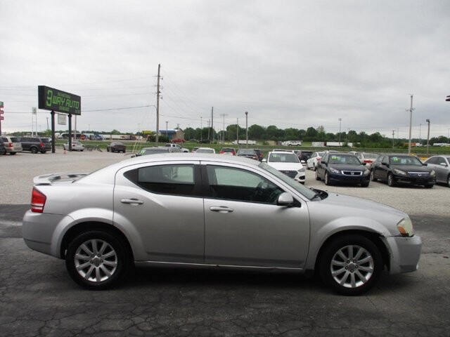 2010 Dodge Avenger in Oak Grove, MO 64075 - 18134824 4