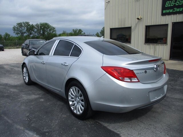 2012 Buick Regal in Oak Grove, MO 64075 - 18134825 7