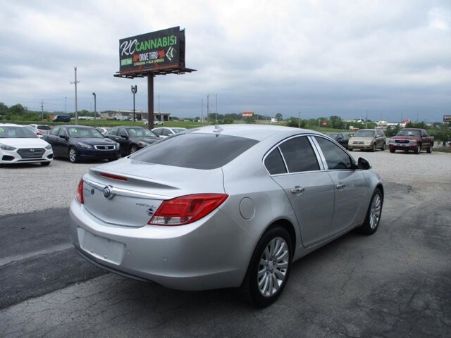 2012 Buick Regal in Oak Grove, MO 64075 - 18134825 5