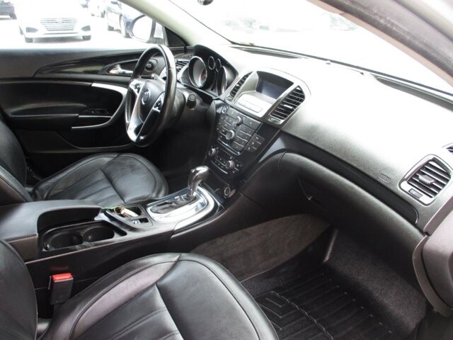 2012 Buick Regal in Oak Grove, MO 64075 - 18134825 10