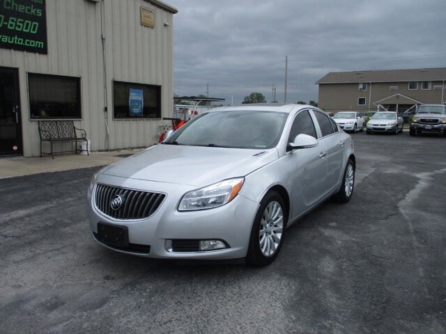 2012 Buick Regal in Oak Grove, MO 64075 - 18134825