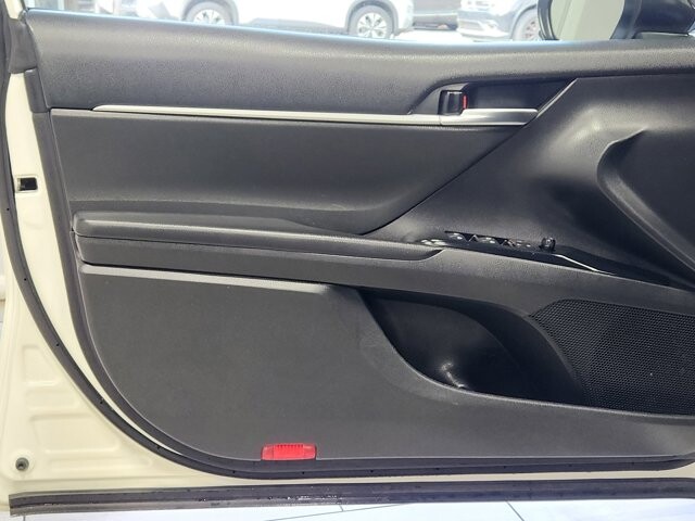 2020 Toyota Camry in Cinnaminson, NJ 08077 - 18134827 10