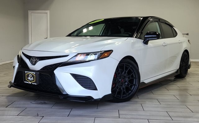 2020 Toyota Camry in Cinnaminson, NJ 08077 - 18134827