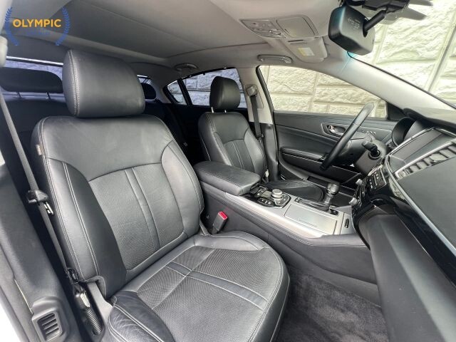 2016 Kia K900 in Decatur, GA 30032 - 18134830 44