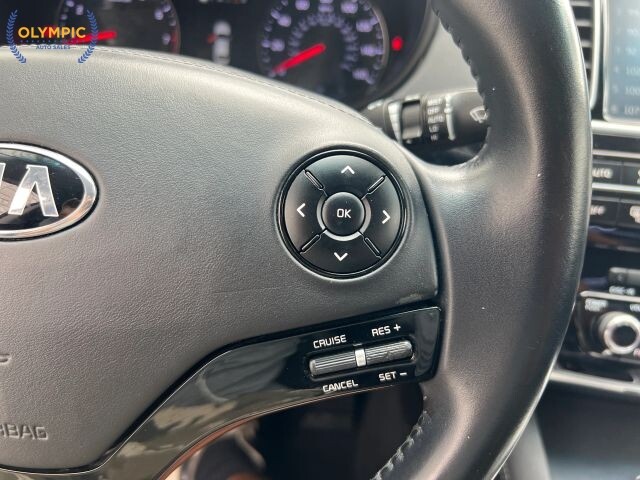 2016 Kia K900 in Decatur, GA 30032 - 18134830 26
