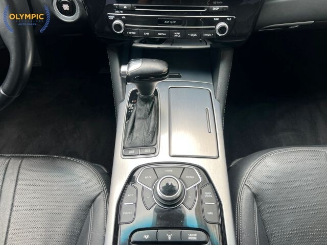 2016 Kia K900 in Decatur, GA 30032 - 18134830 34