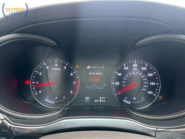 2016 Kia K900 in Decatur, GA 30032 - 18134830 27